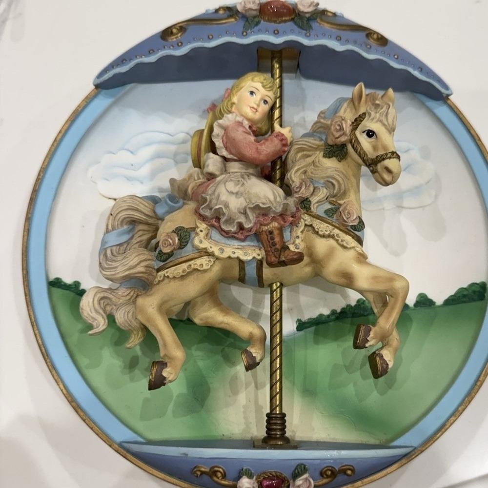 Bradford Exchange Carousel Daydreams Swept Away Ceramic Collector Plate 84-B10-…